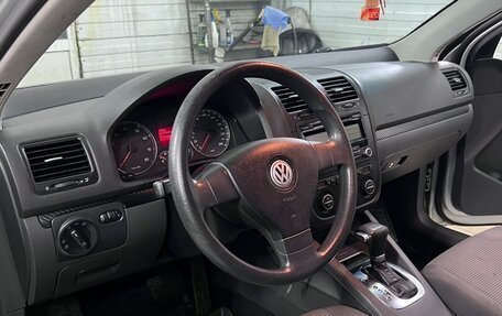 Volkswagen Jetta VI, 2009 год, 550 000 рублей, 3 фотография