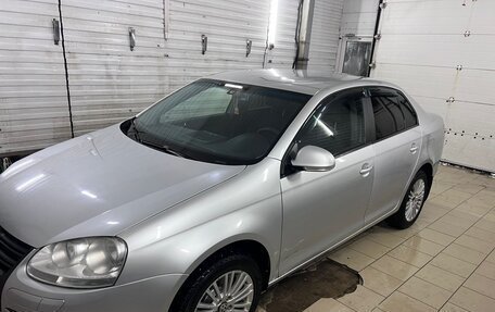 Volkswagen Jetta VI, 2009 год, 550 000 рублей, 11 фотография