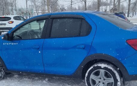 Renault Logan II, 2019 год, 1 310 000 рублей, 7 фотография