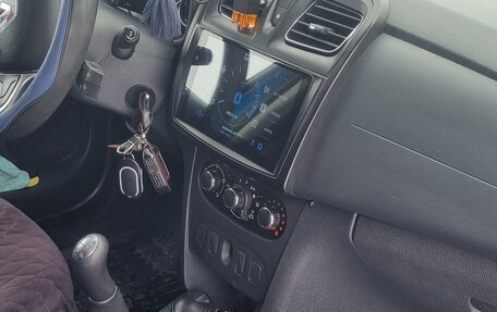 Renault Logan II, 2019 год, 1 310 000 рублей, 16 фотография