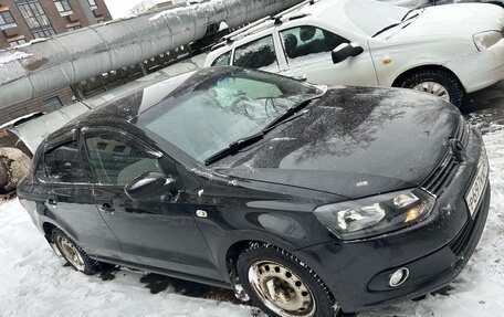 Volkswagen Polo VI (EU Market), 2013 год, 680 000 рублей, 2 фотография