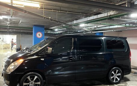 Hyundai Grand Starex Grand Starex I рестайлинг 2, 2012 год, 1 490 000 рублей, 14 фотография