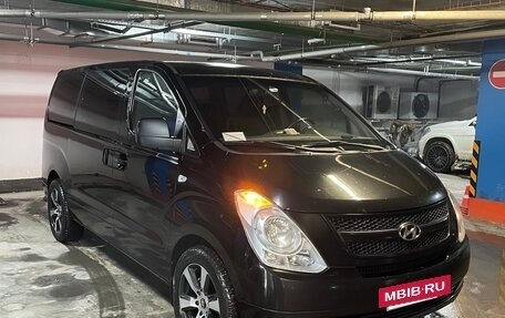 Hyundai Grand Starex Grand Starex I рестайлинг 2, 2012 год, 1 490 000 рублей, 11 фотография