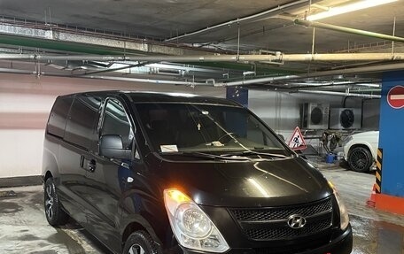 Hyundai Grand Starex Grand Starex I рестайлинг 2, 2012 год, 1 490 000 рублей, 16 фотография