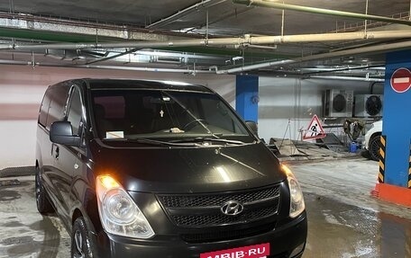 Hyundai Grand Starex Grand Starex I рестайлинг 2, 2012 год, 1 490 000 рублей, 19 фотография