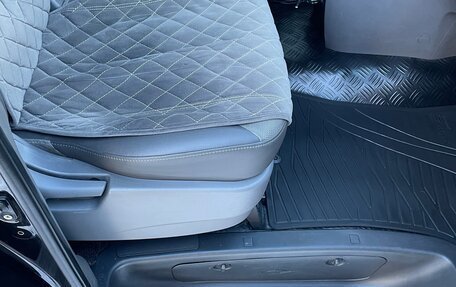 Hyundai Grand Starex Grand Starex I рестайлинг 2, 2012 год, 1 490 000 рублей, 22 фотография