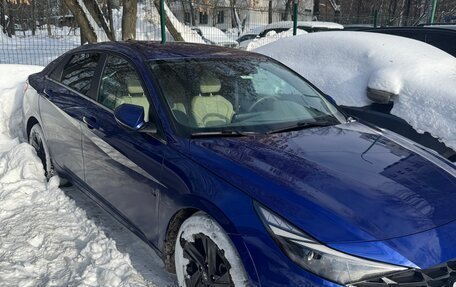 Hyundai Elantra, 2021 год, 2 550 000 рублей, 2 фотография