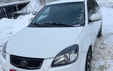 KIA Rio II, 2011 год, 540 000 рублей, 2 фотография