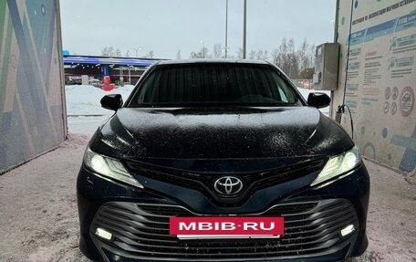 Toyota Camry, 2020 год, 2 600 000 рублей, 7 фотография