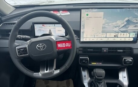 Toyota RAV4, 2026 год, 4 700 000 рублей, 6 фотография