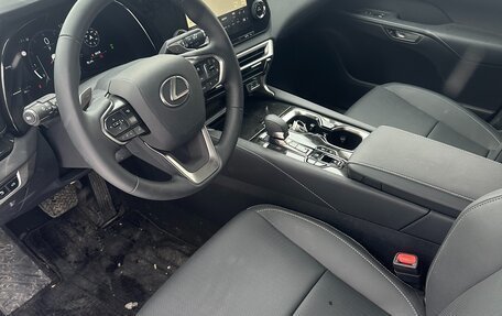 Lexus RX IV рестайлинг, 2025 год, 7 700 000 рублей, 5 фотография