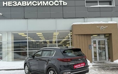KIA Sportage IV рестайлинг, 2019 год, 1 980 000 рублей, 4 фотография