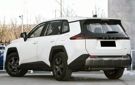 Toyota RAV4, 2025 год, 4 989 000 рублей, 5 фотография