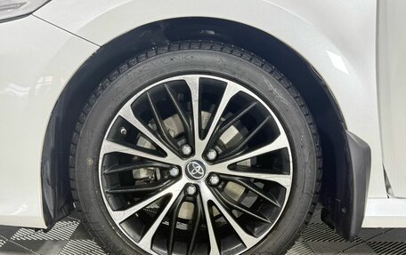 Toyota Camry, 2019 год, 2 850 000 рублей, 10 фотография