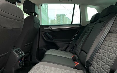 Volkswagen Tiguan II, 2021 год, 3 388 500 рублей, 10 фотография