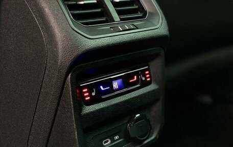 Volkswagen Tiguan II, 2021 год, 3 388 500 рублей, 9 фотография