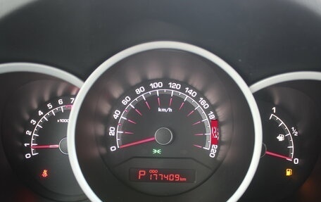 KIA Venga I, 2012 год, 790 000 рублей, 13 фотография