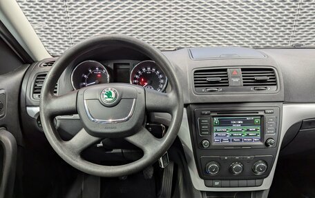 Skoda Yeti I рестайлинг, 2013 год, 950 000 рублей, 19 фотография