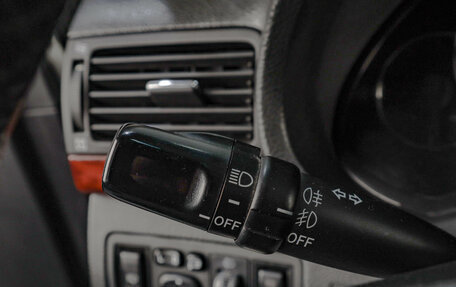 Toyota Avensis III рестайлинг, 2004 год, 779 000 рублей, 13 фотография