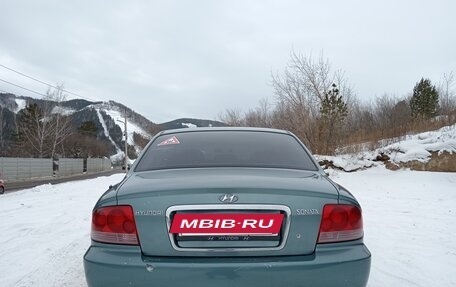 Hyundai Sonata IV рестайлинг, 2002 год, 300 000 рублей, 4 фотография