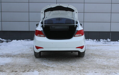 Hyundai Solaris II рестайлинг, 2015 год, 957 000 рублей, 13 фотография