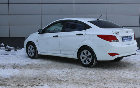 Hyundai Solaris II рестайлинг, 2015 год, 957 000 рублей, 8 фотография