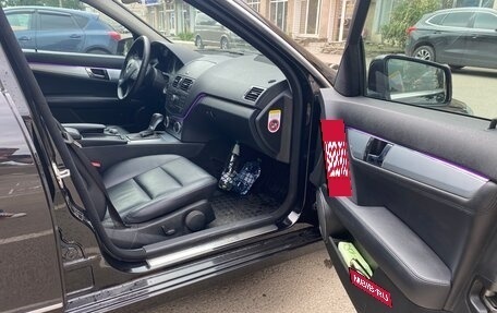 Mercedes-Benz C-Класс, 2008 год, 1 100 000 рублей, 4 фотография