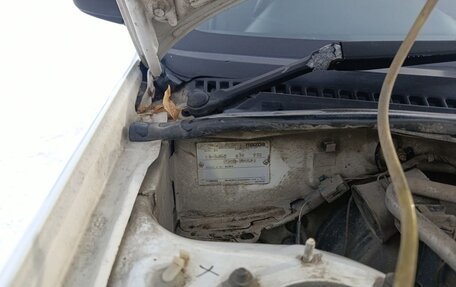 Mazda Familia Y11, 2002 год, 300 000 рублей, 16 фотография