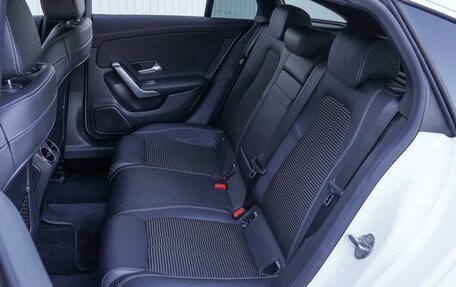 Mercedes-Benz CLA, 2020 год, 2 780 000 рублей, 7 фотография