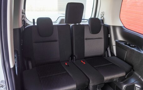 Nissan Serena IV, 2019 год, 2 340 000 рублей, 12 фотография