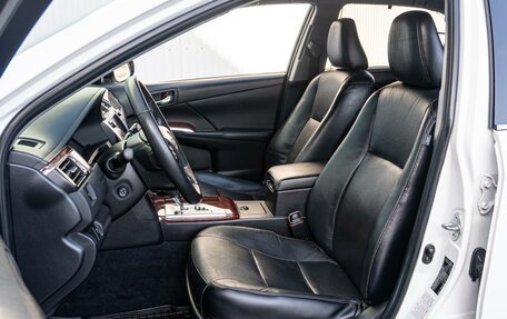 Toyota Camry, 2013 год, 1 990 000 рублей, 10 фотография