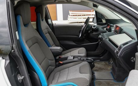 BMW i3 I01 рестайлинг, 2018 год, 2 750 000 рублей, 8 фотография