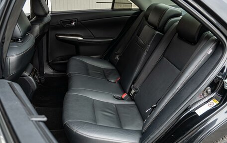 Toyota Camry, 2017 год, 2 350 000 рублей, 9 фотография