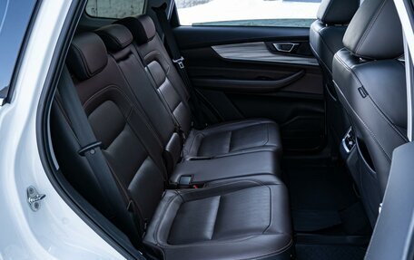 Chery Tiggo 8 Pro, 2021 год, 1 750 000 рублей, 7 фотография