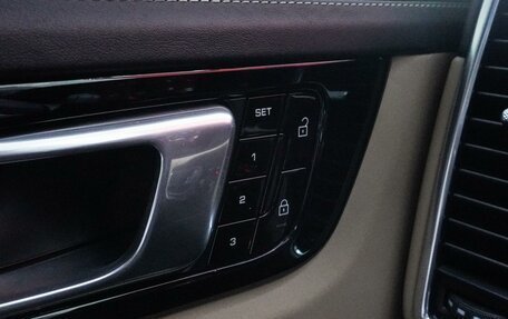 Porsche Cayenne III, 2021 год, 9 300 000 рублей, 14 фотография