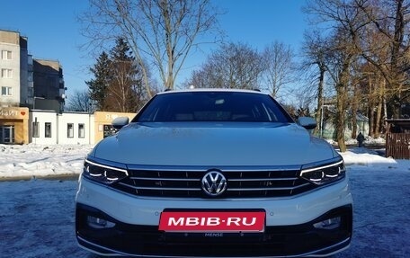 Volkswagen Passat B8 рестайлинг, 2020 год, 2 750 000 рублей, 1 фотография