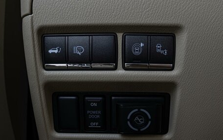 Infiniti QX80 I рестайлинг, 2015 год, 2 400 000 рублей, 26 фотография