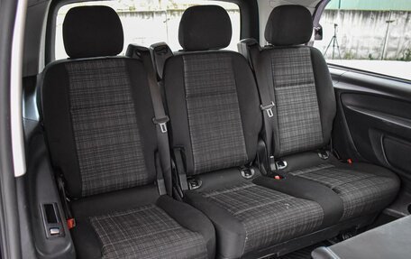 Mercedes-Benz Vito, 2016 год, 2 925 000 рублей, 9 фотография