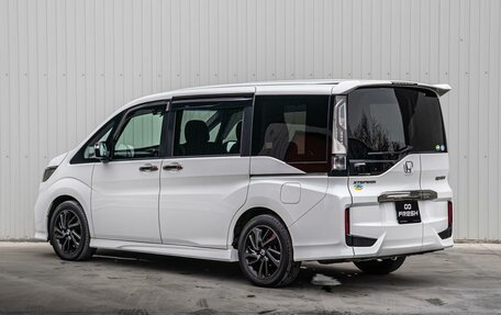 Honda Stepwgn IV, 2020 год, 2 990 000 рублей, 2 фотография