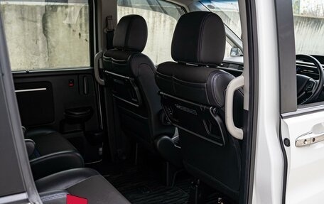 Honda Stepwgn IV, 2020 год, 2 990 000 рублей, 13 фотография