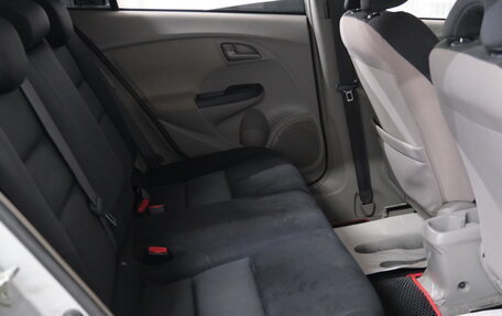 Honda Insight II рестайлинг, 2010 год, 769 000 рублей, 21 фотография