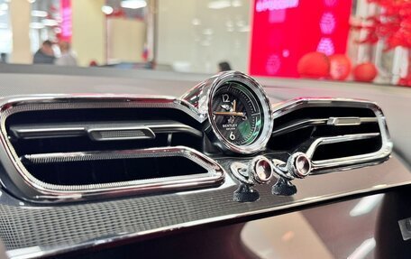 Bentley Bentayga I, 2023 год, 25 000 000 рублей, 10 фотография