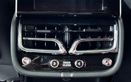 Bentley Bentayga I, 2023 год, 25 000 000 рублей, 13 фотография