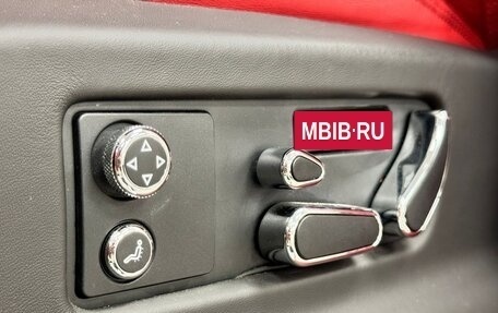 Bentley Bentayga I, 2023 год, 25 000 000 рублей, 15 фотография