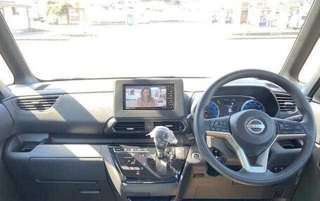 Nissan Roox, 2024 год, 600 000 рублей, 14 фотография