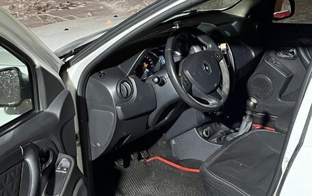 Renault Duster I рестайлинг, 2018 год, 990 000 рублей, 28 фотография