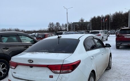 KIA Rio IV, 2018 год, 1 400 000 рублей, 2 фотография