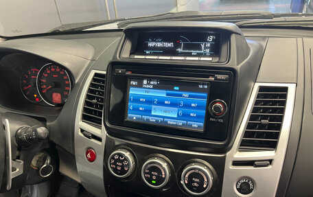 Mitsubishi Pajero Sport II рестайлинг, 2015 год, 1 870 000 рублей, 4 фотография