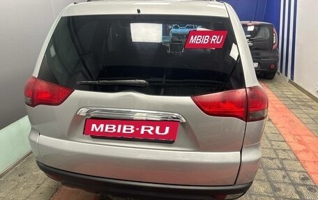 Mitsubishi Pajero Sport II рестайлинг, 2015 год, 1 870 000 рублей, 31 фотография