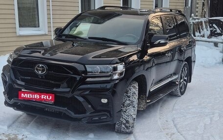 Toyota Land Cruiser 200, 2018 год, 6 500 000 рублей, 2 фотография